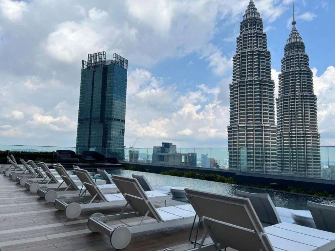 Star Residence Klcc By Sky Pool كوالالمبور المظهر الخارجي الصورة